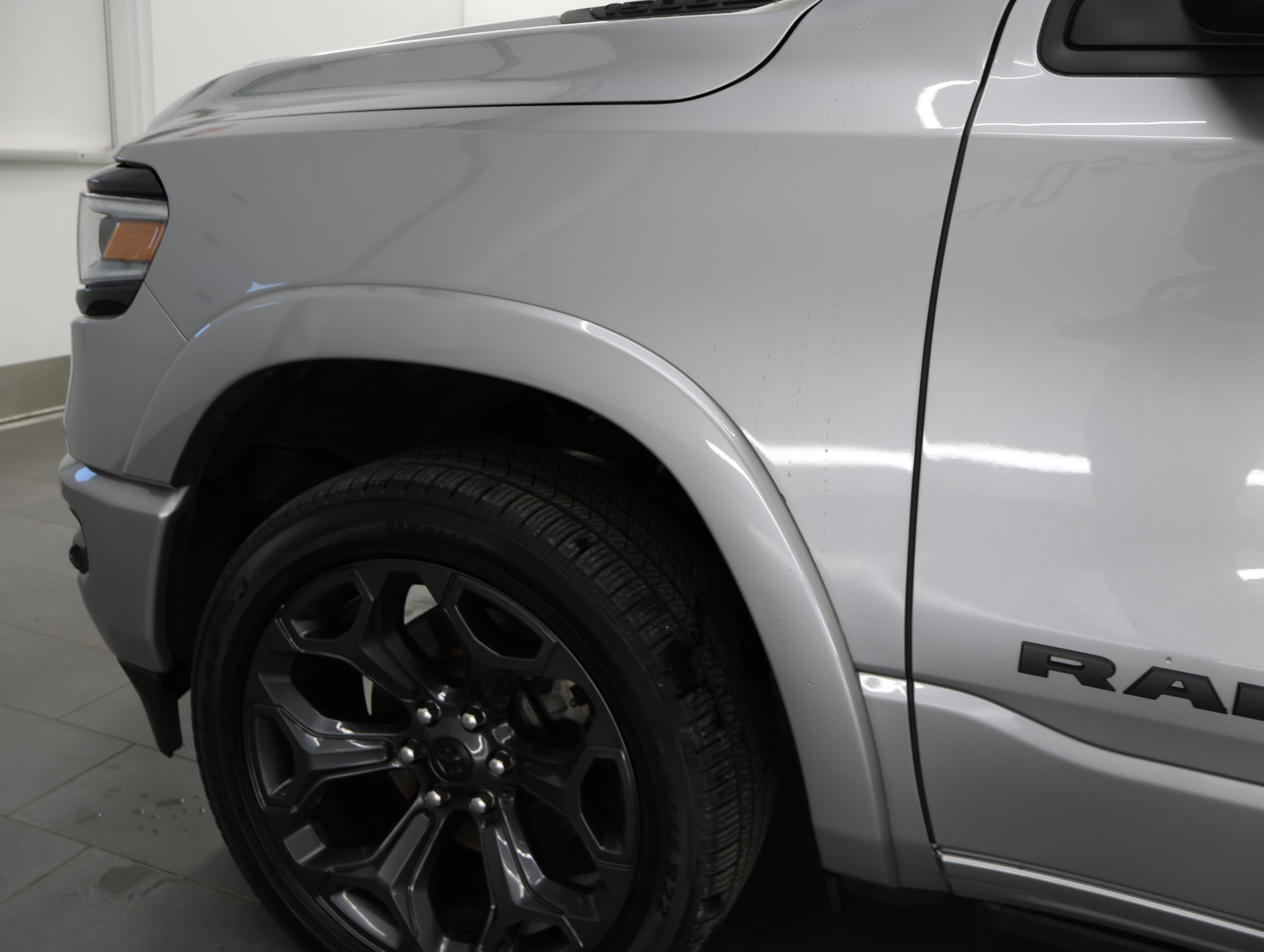Used 2023 RAM 1500 Limited w/ Night Edition AWD/4WD image 34