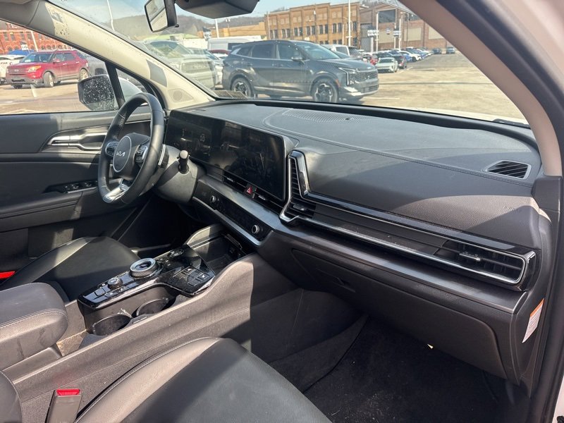 Used 2024 Kia Sportage EX w/ EX Premium Package image 11