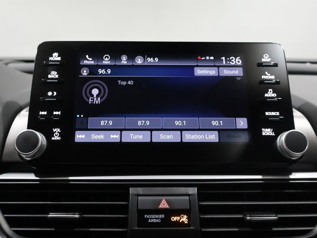 Used 2018 Honda Accord Touring image 31