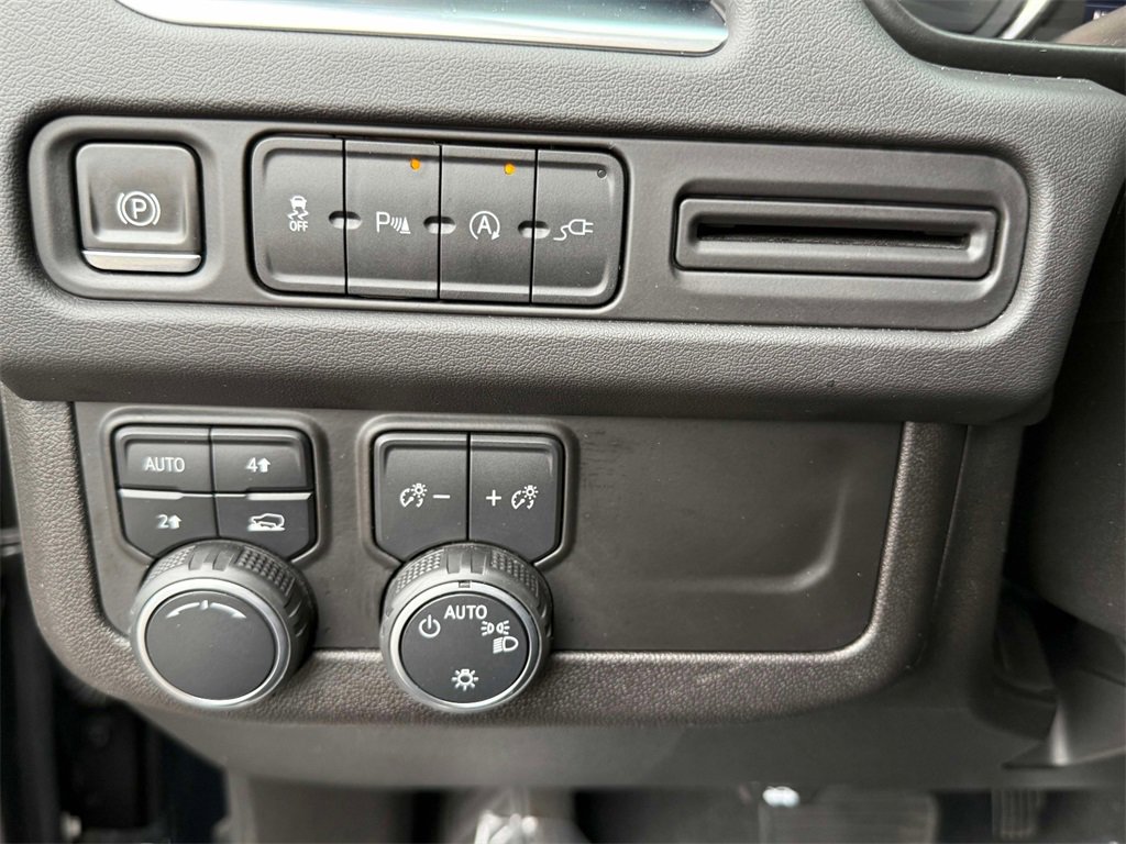 Used 2021 Chevrolet Tahoe LT image 29