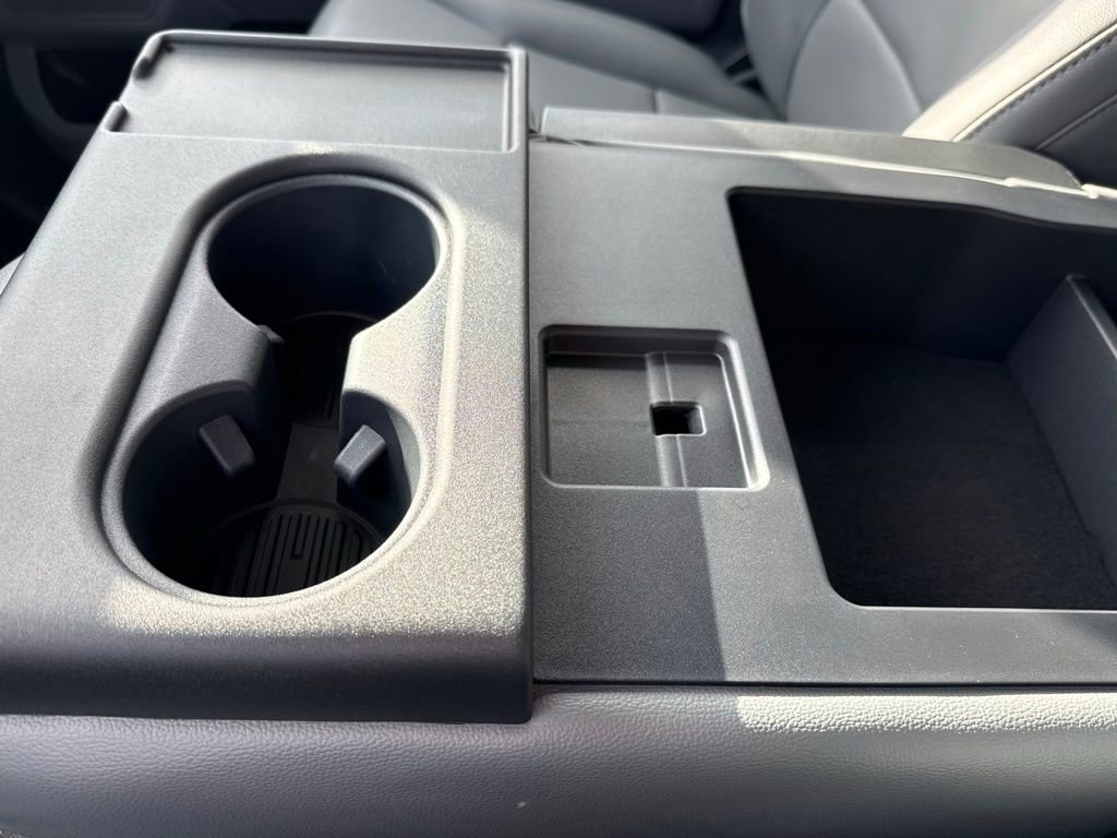 New 2026 Ford F450 XL w/ XL Chrome Package image 40