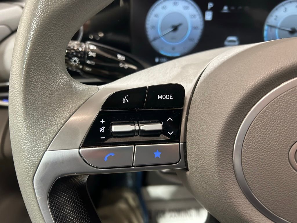 Used 2024 Hyundai Elantra SEL image 22