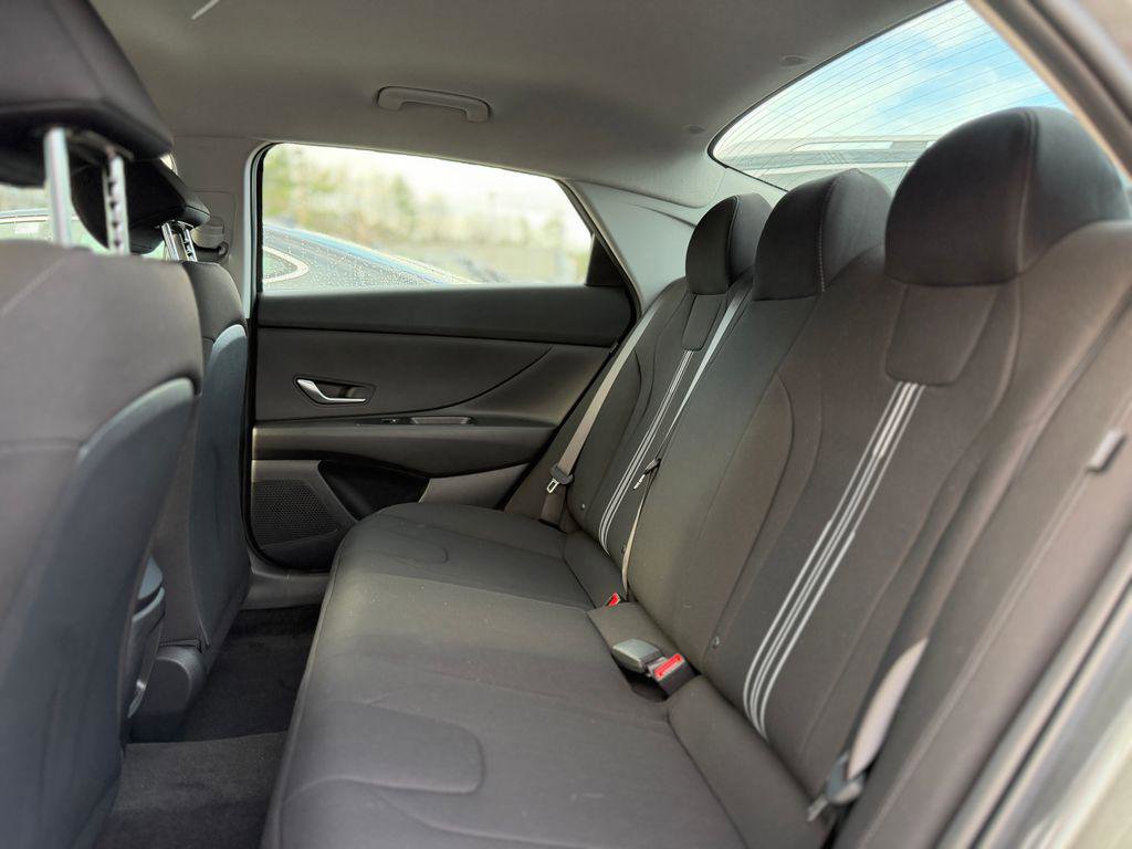 New 2026 Hyundai Elantra Blue image 6