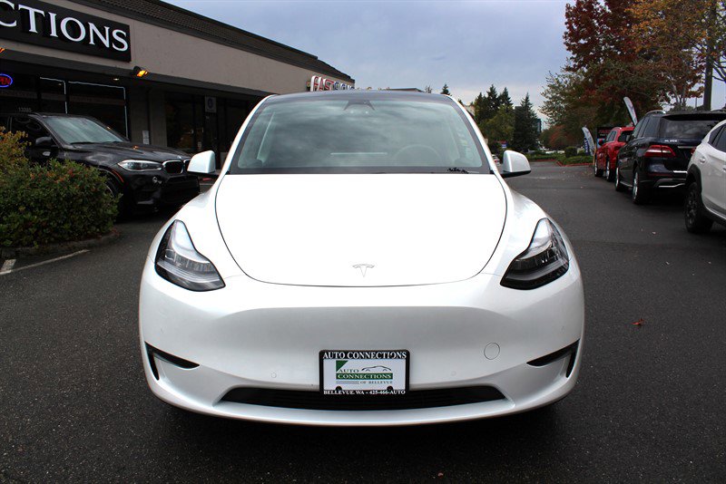 Used 2020 Tesla Model Y Long Range image 8