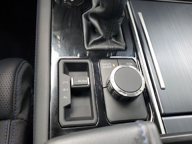 Used 2025 Toyota Sequoia Platinum AWD/4WD image 30