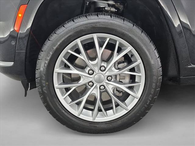 Used 2023 Jeep Grand Cherokee L Summit w/ Advanced Protech Group IV AWD/4WD image 28