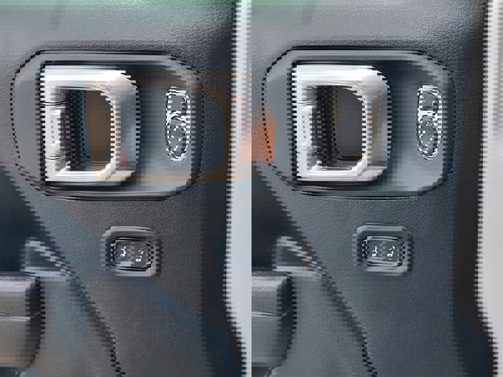 Used 2023 Jeep Wrangler Sport S image 12