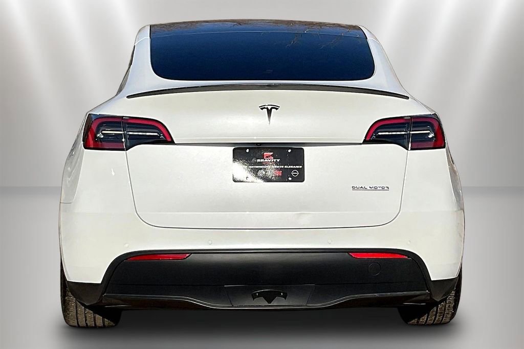 Used 2021 Tesla Model Y Performance image 5