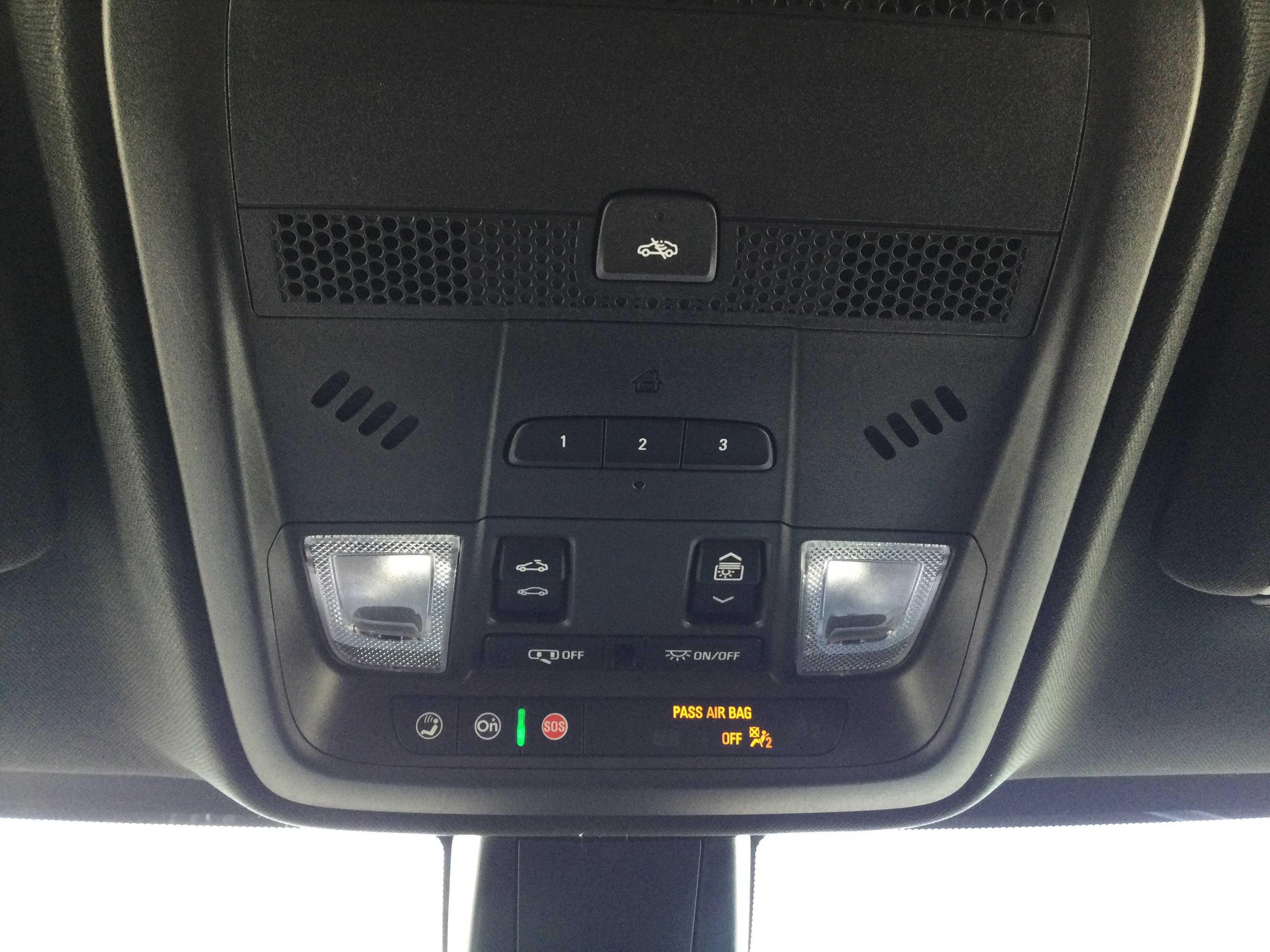 Used 2025 Cadillac XT5 Premium Luxury image 12