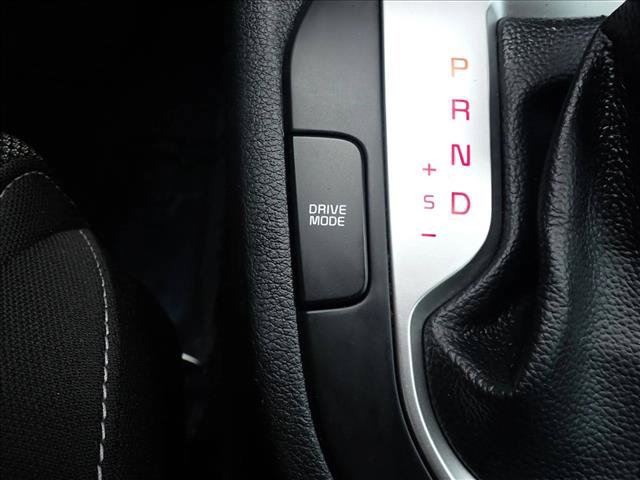 Used 2023 Kia Forte LXS w/ LXS Technology Package FWD image 19
