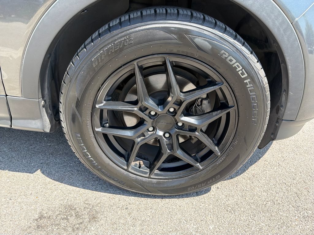 Used 2015 Ford Escape SE FWD image 15