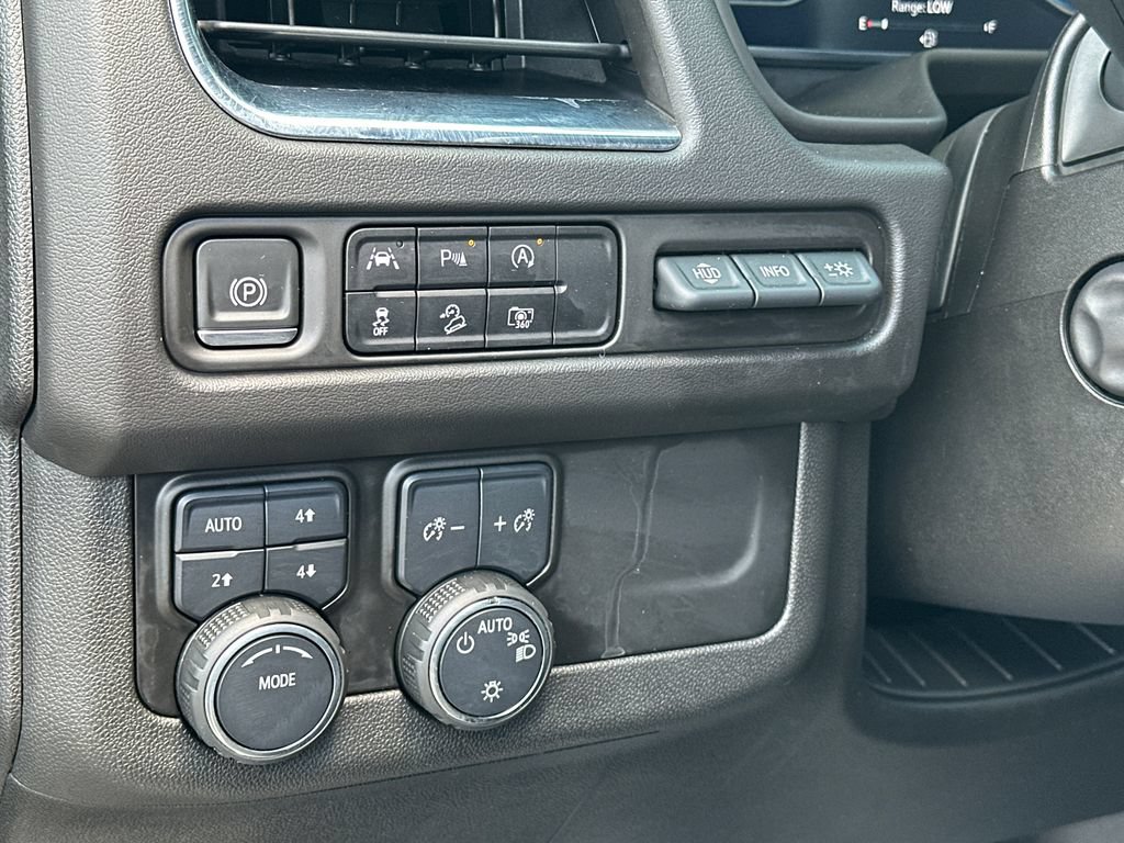 Used 2023 Chevrolet Tahoe High Country AWD/4WD image 24