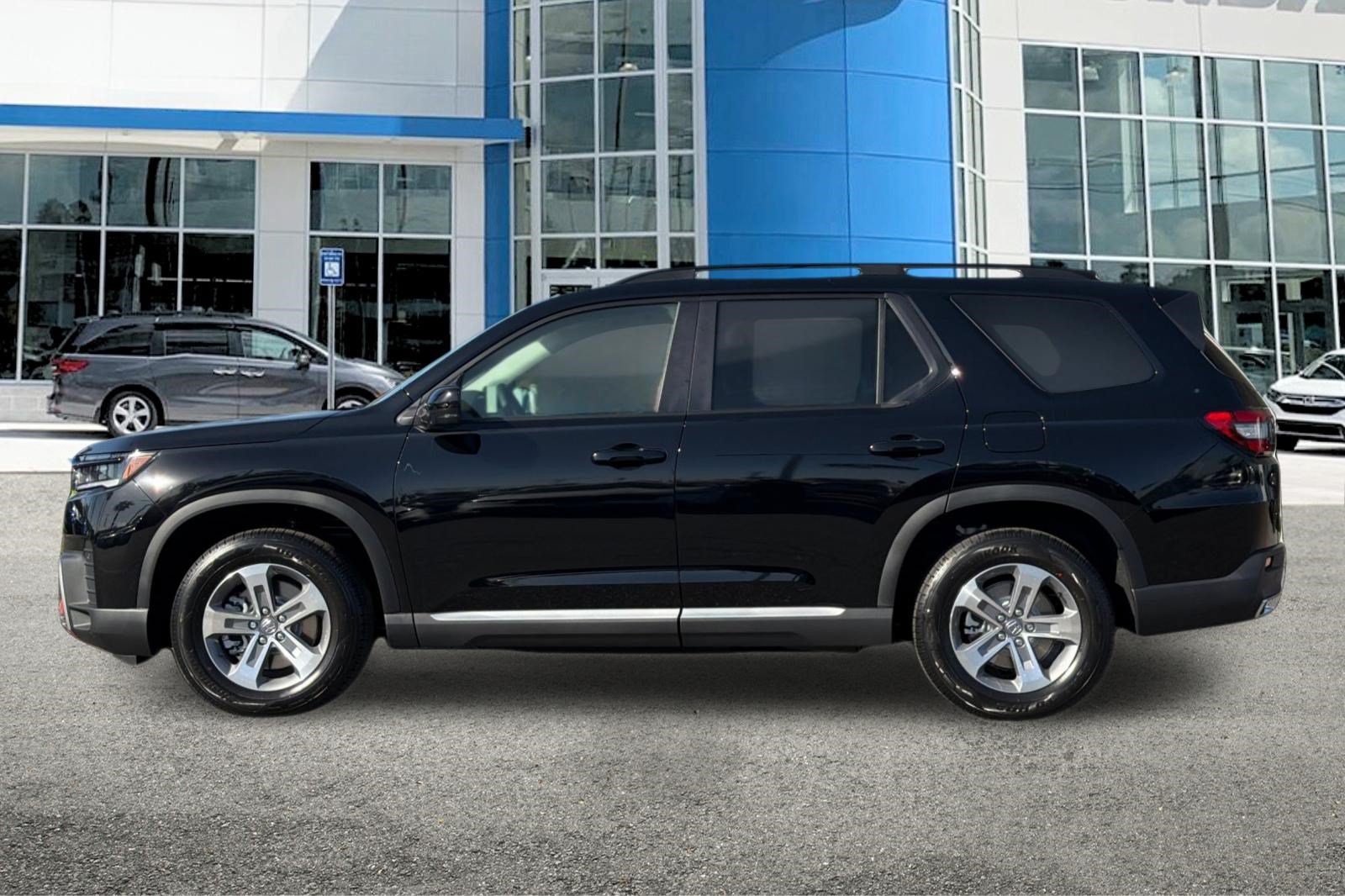 New 2026 Honda Pilot EX-L image 2