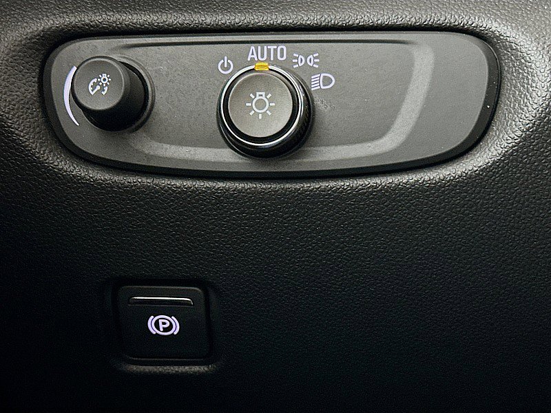 Used 2022 Chevrolet Blazer RS image 10