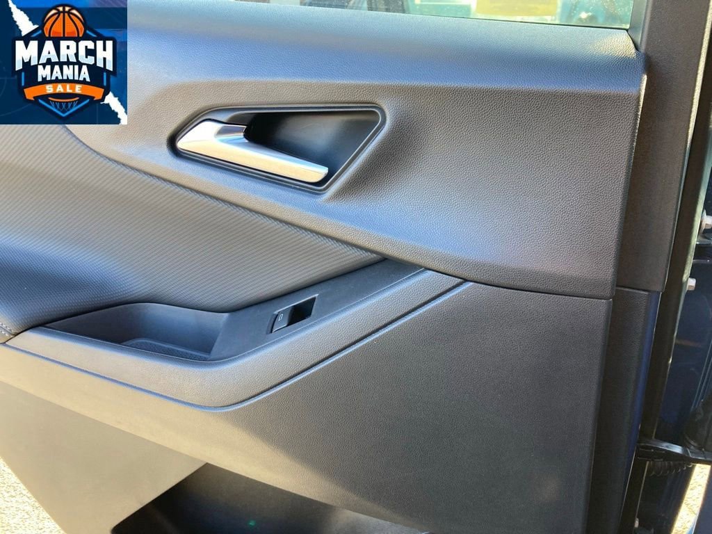New 2026 Chevrolet Equinox LT image 23