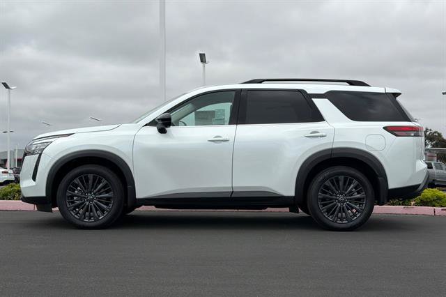 New 2026 Nissan Pathfinder SL w/ SL Premium Package (P04) AWD/4WD image 7