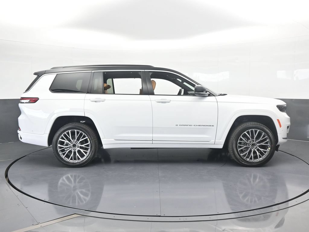 New 2025 Jeep Grand Cherokee L Summit AWD/4WD image 7