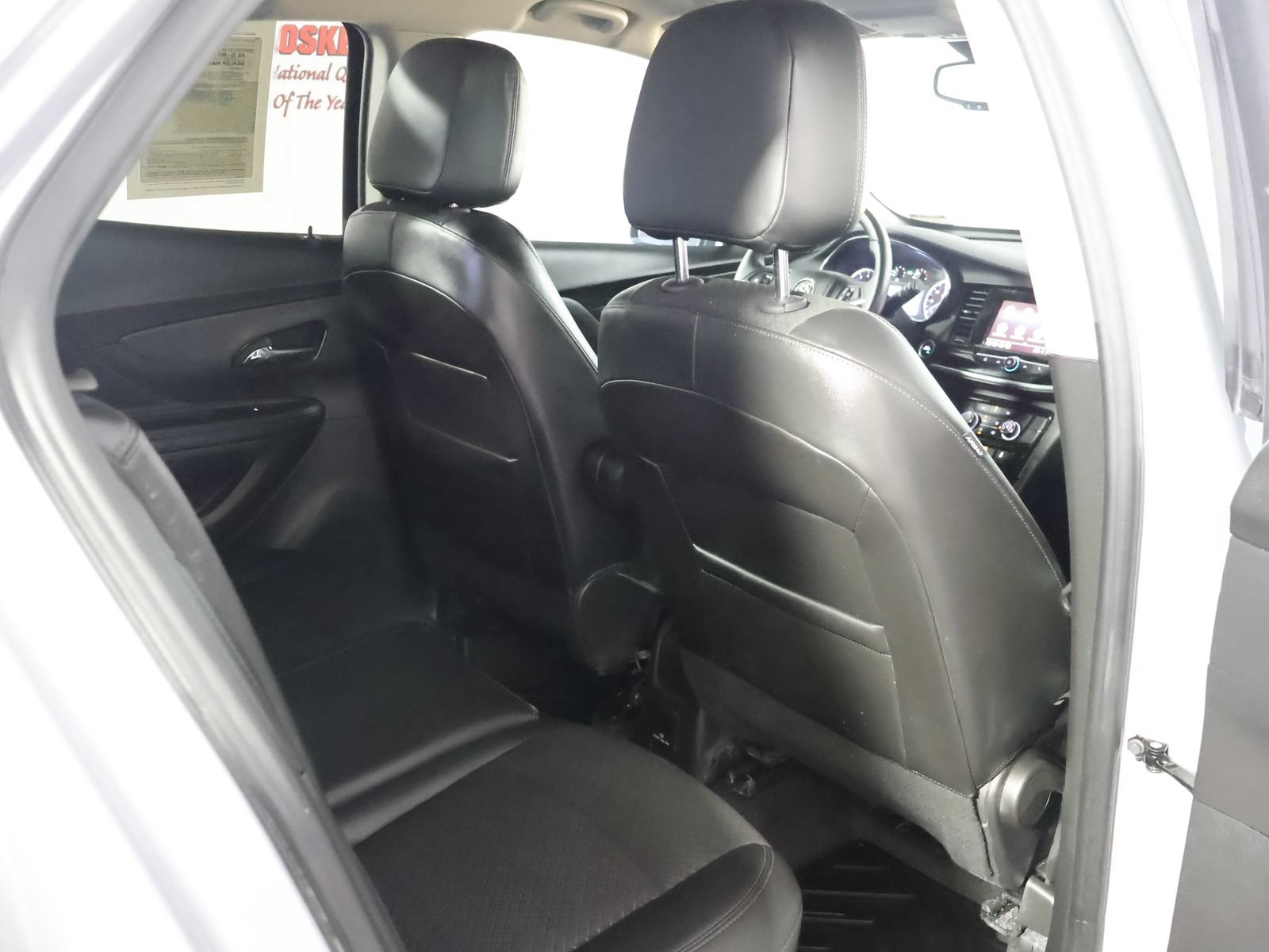 Used 2022 Buick Encore Preferred w/ Safety Package AWD/4WD image 46