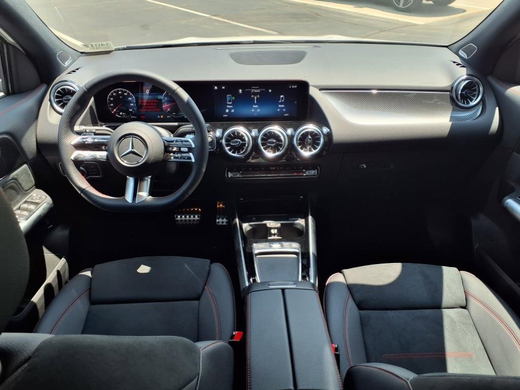 Certified 2025 Mercedes-Benz GLA 250 4MATIC image 20