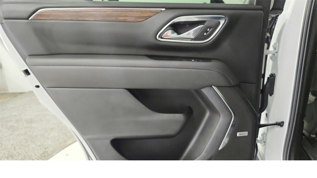 Certified 2024 Chevrolet Tahoe High Country w/ Premium Package image 25