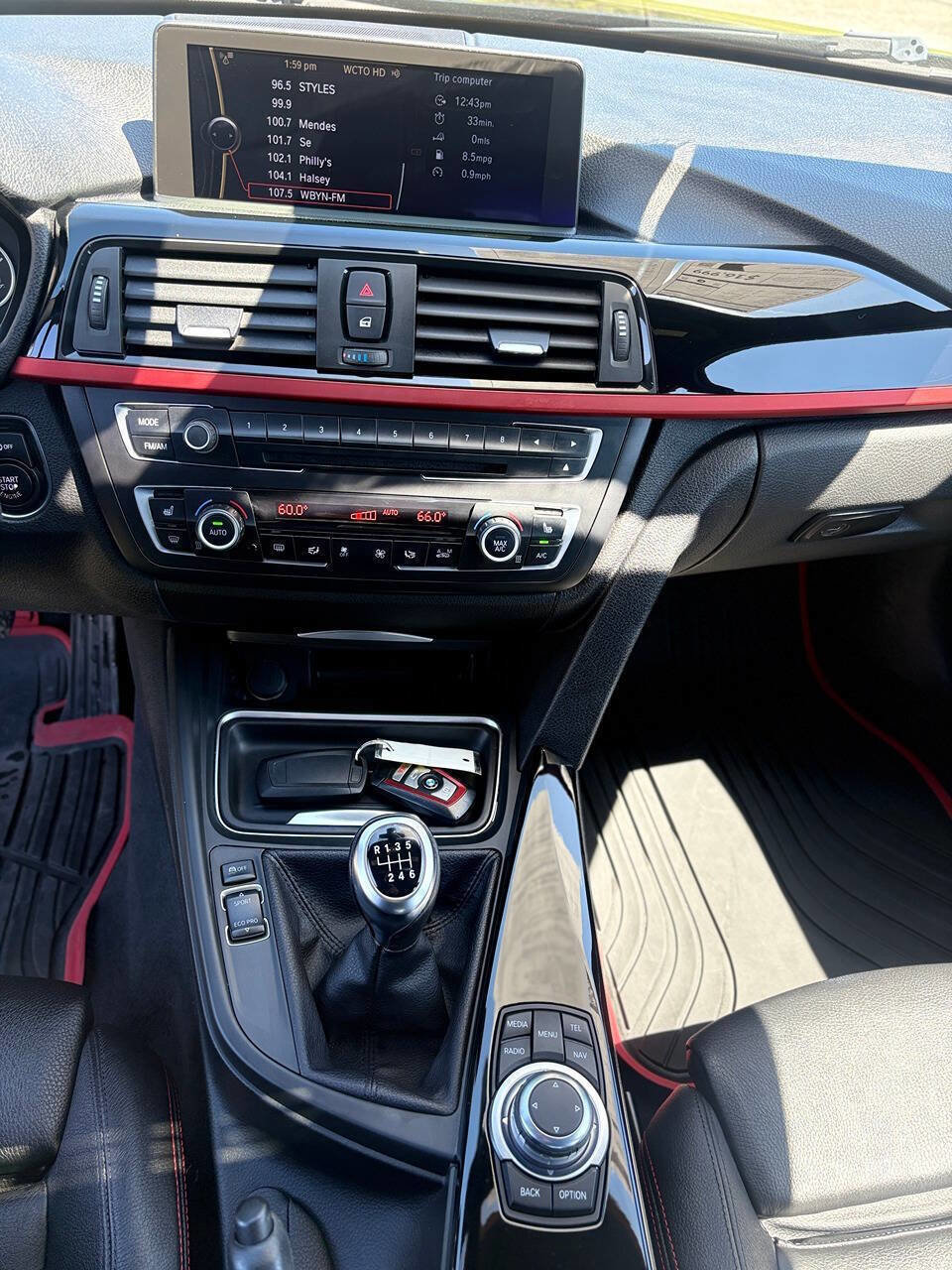 Used 2013 BMW 335i xDrive Sedan AWD/4WD image 11