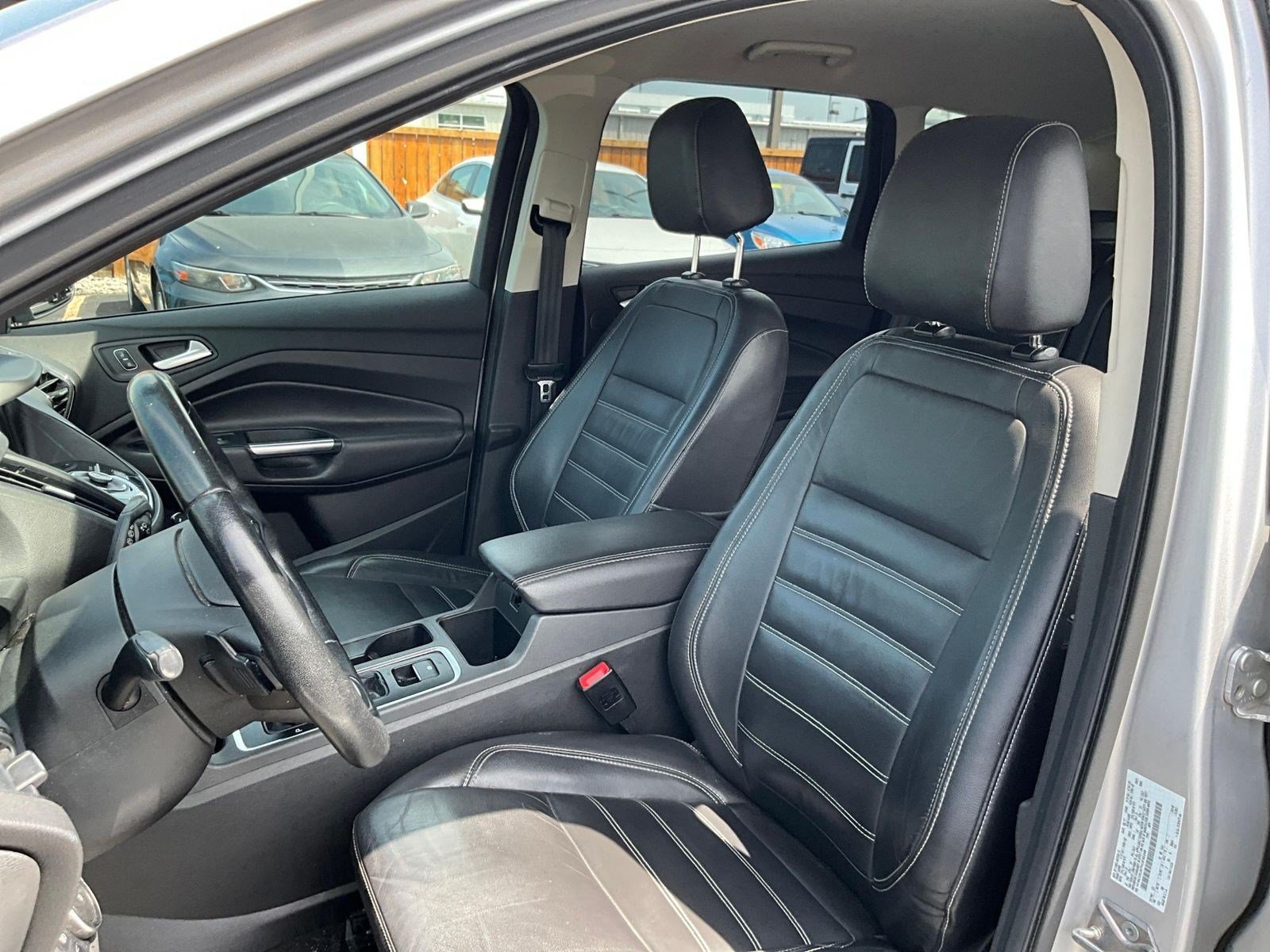 Used 2017 Ford Escape Titanium FWD image 19