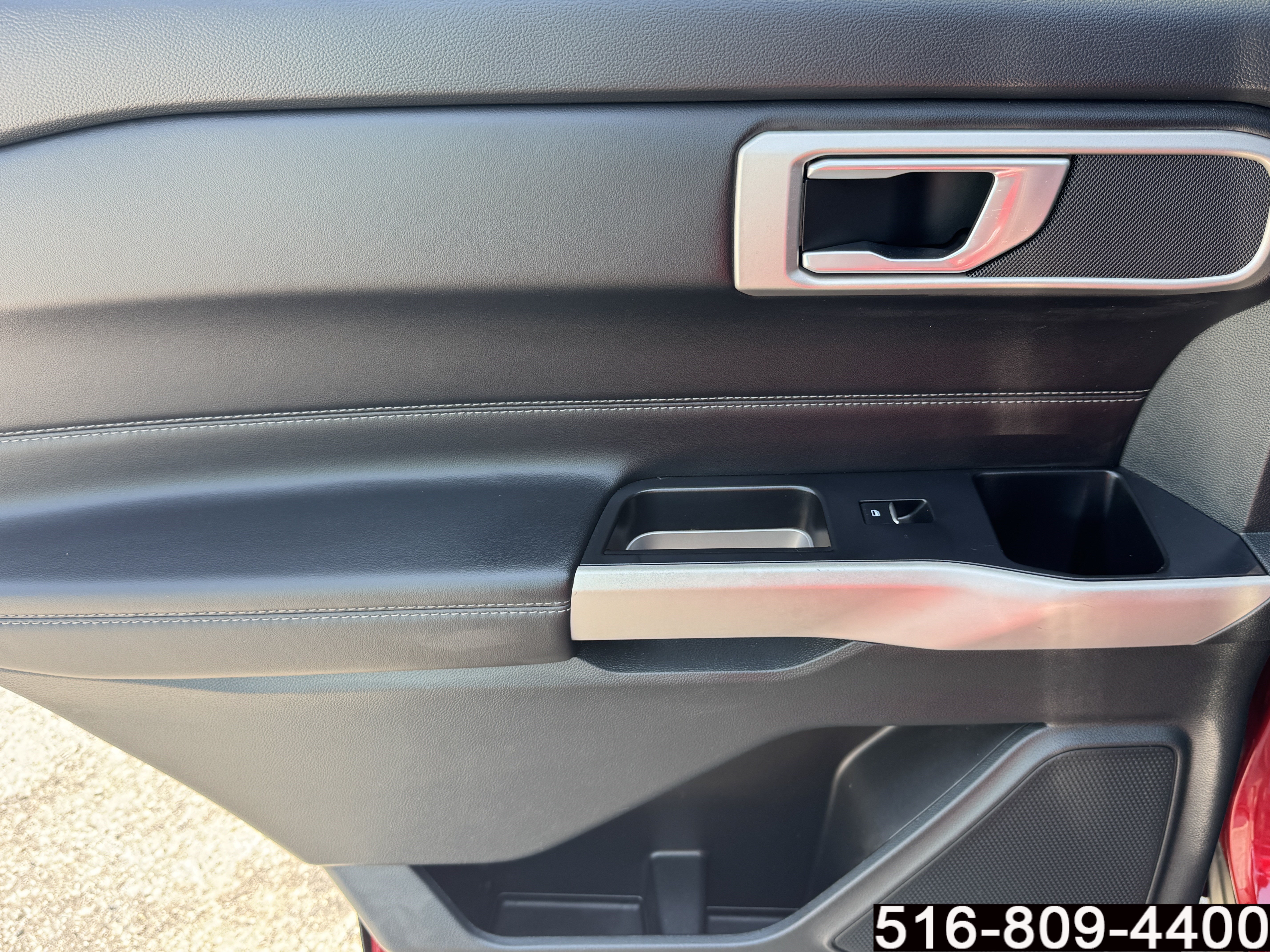 Used 2023 Ford Explorer XLT w/ Equipment Group 202A AWD/4WD image 38