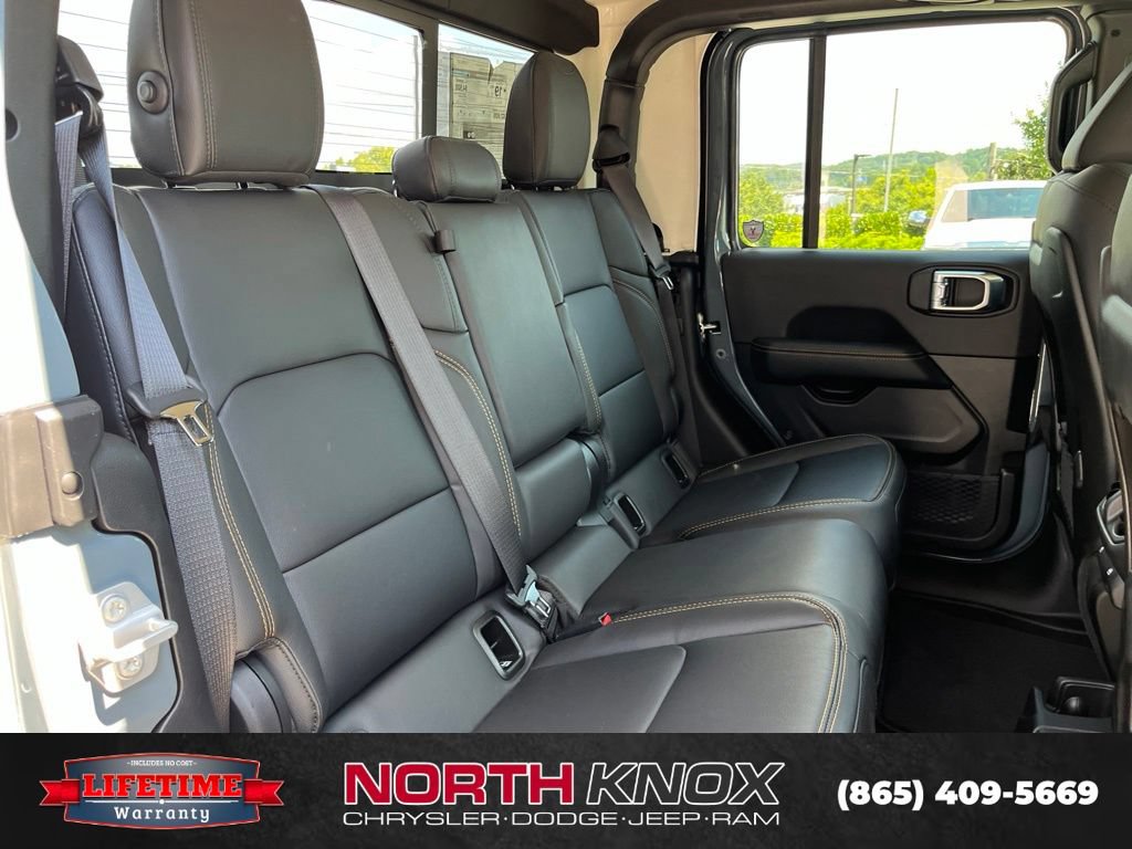 New 2026 Jeep Gladiator Sport AWD/4WD image 24