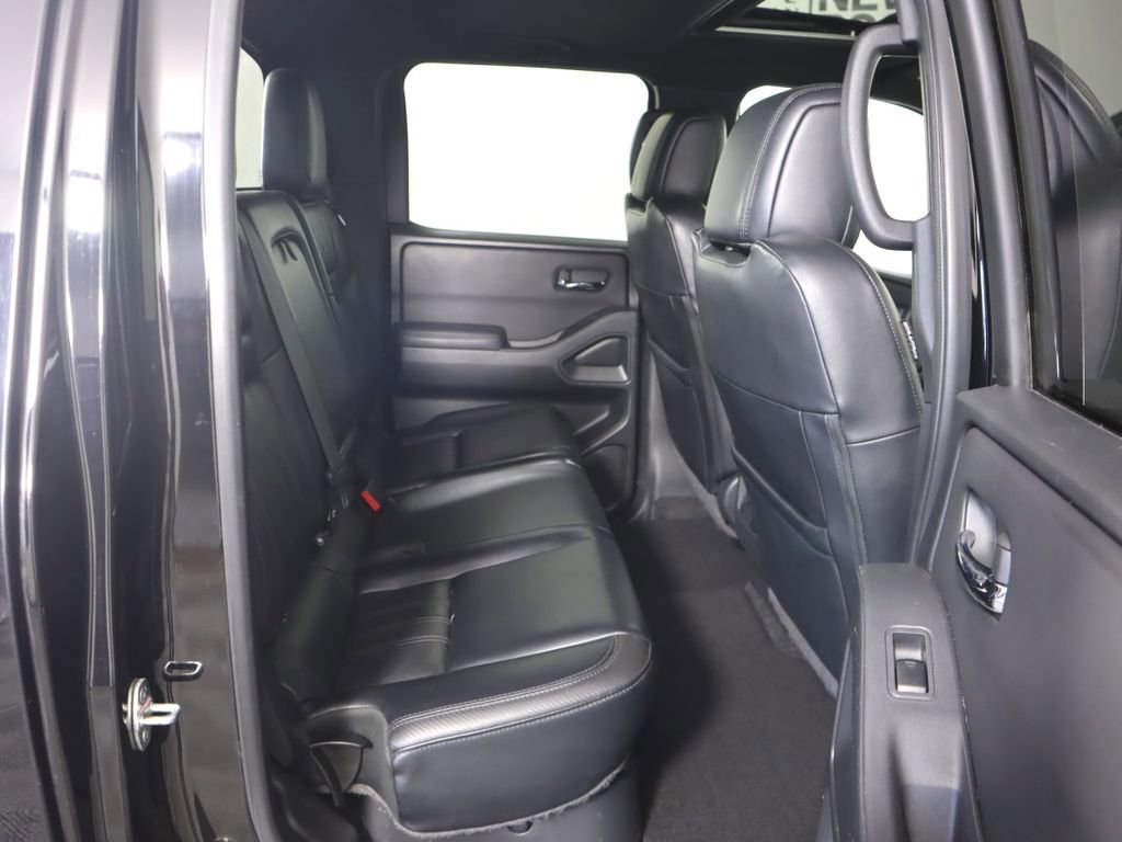 Used 2022 Nissan Frontier PRO-4X w/ Pro-4X Premium Package AWD/4WD image 23