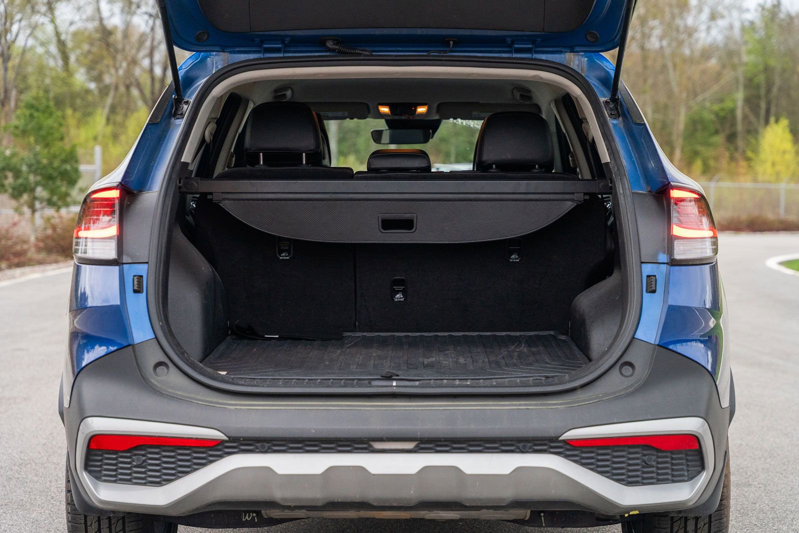 Used 2023 Kia Sportage EX image 16