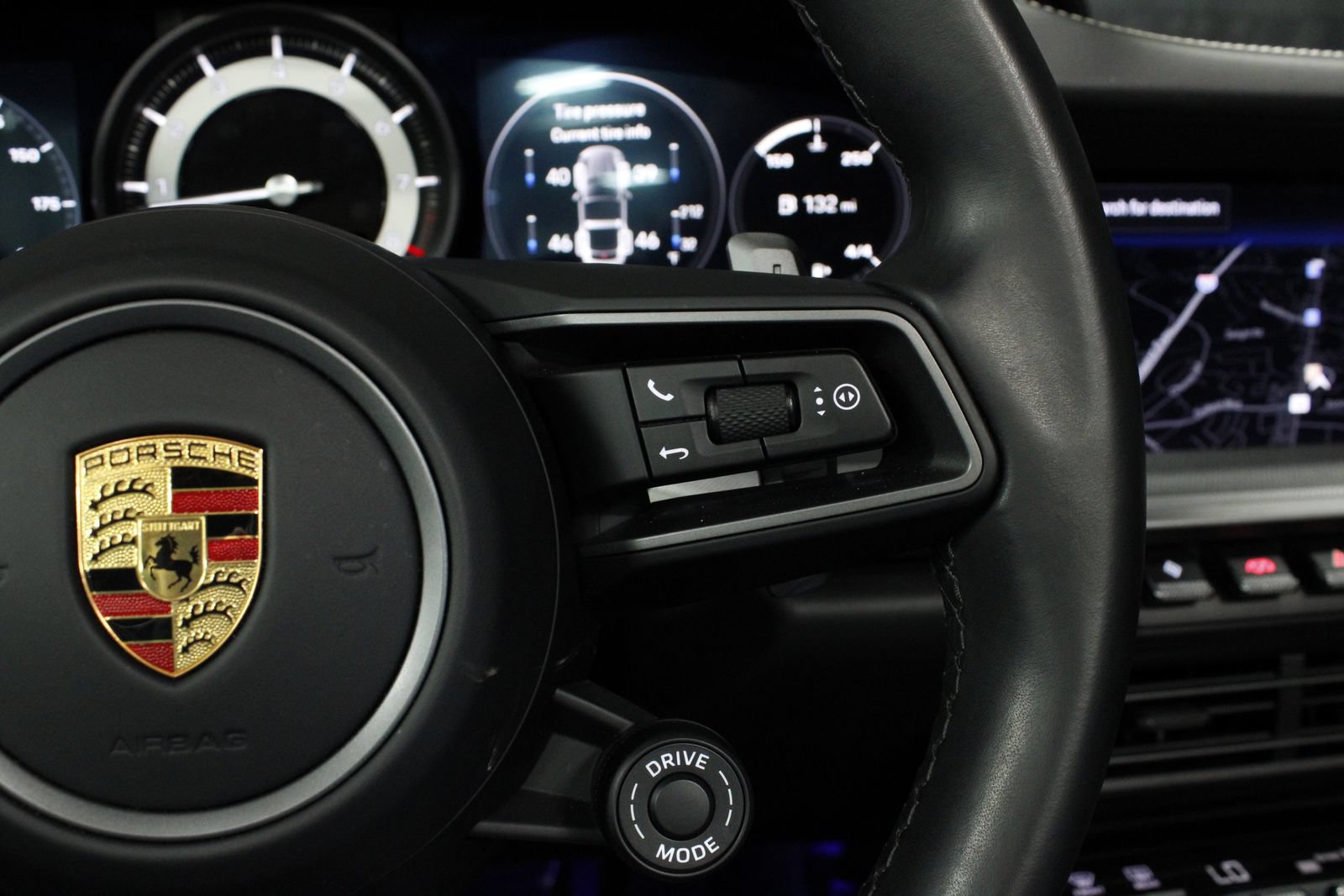Certified 2022 Porsche 911 Targa 4S w/ Premium Package AWD/4WD image 26