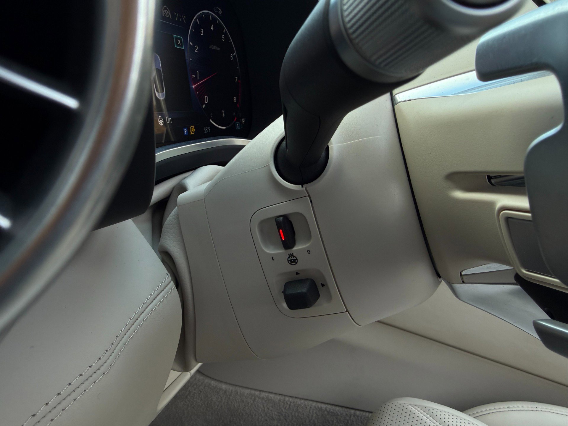 Used 2022 Mercedes-Benz SL 63 AMG 4MATIC image 10