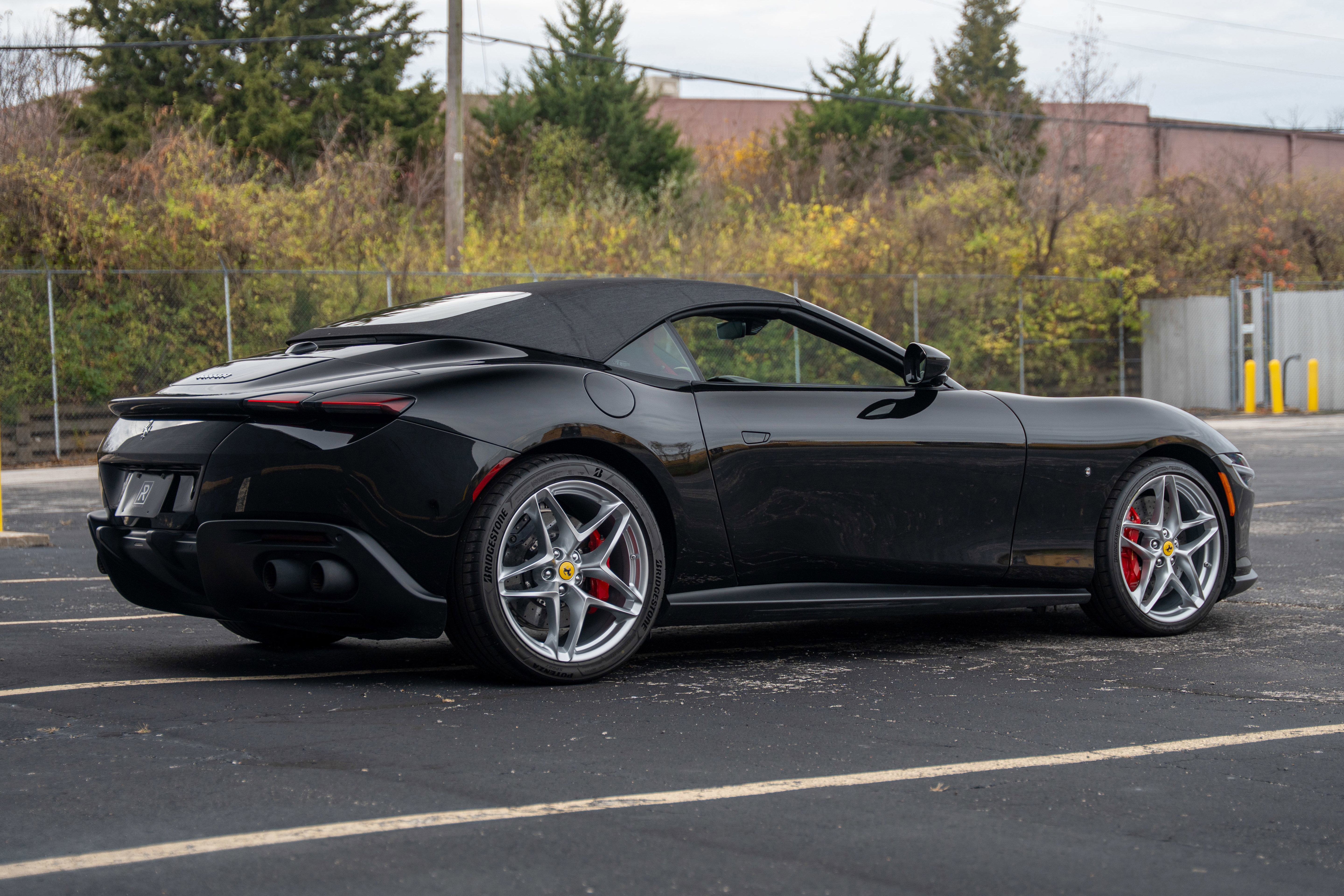 Used 2025 Ferrari Roma Spider RWD image 5