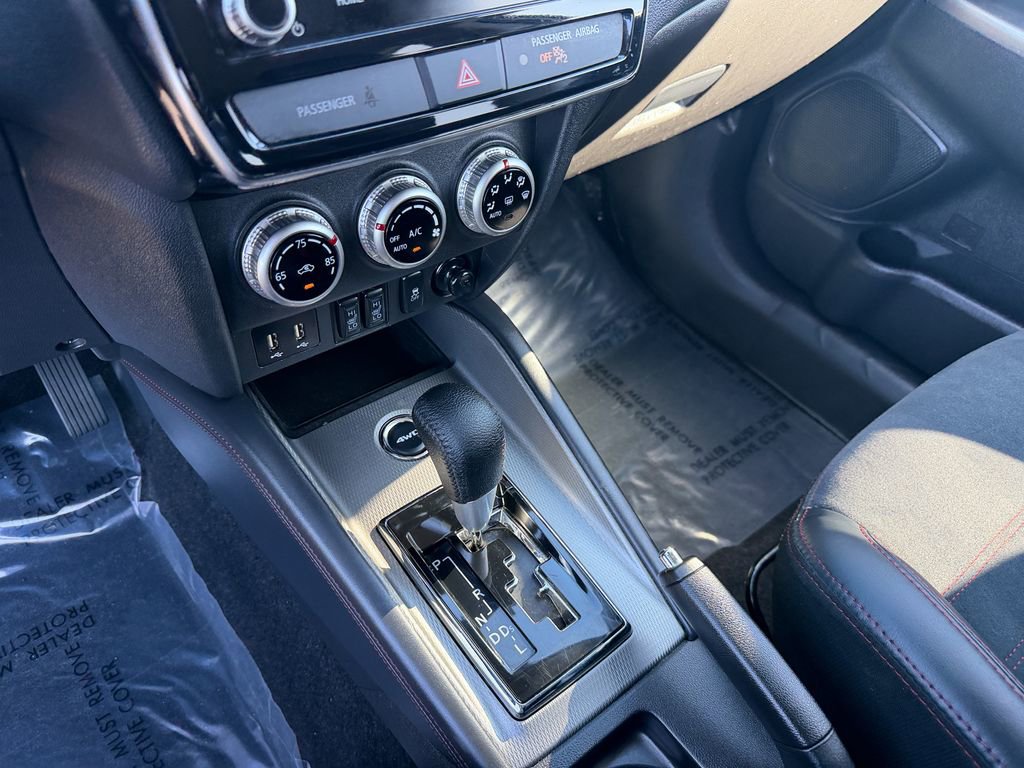 Used 2024 Mitsubishi Outlander Sport SE image 21