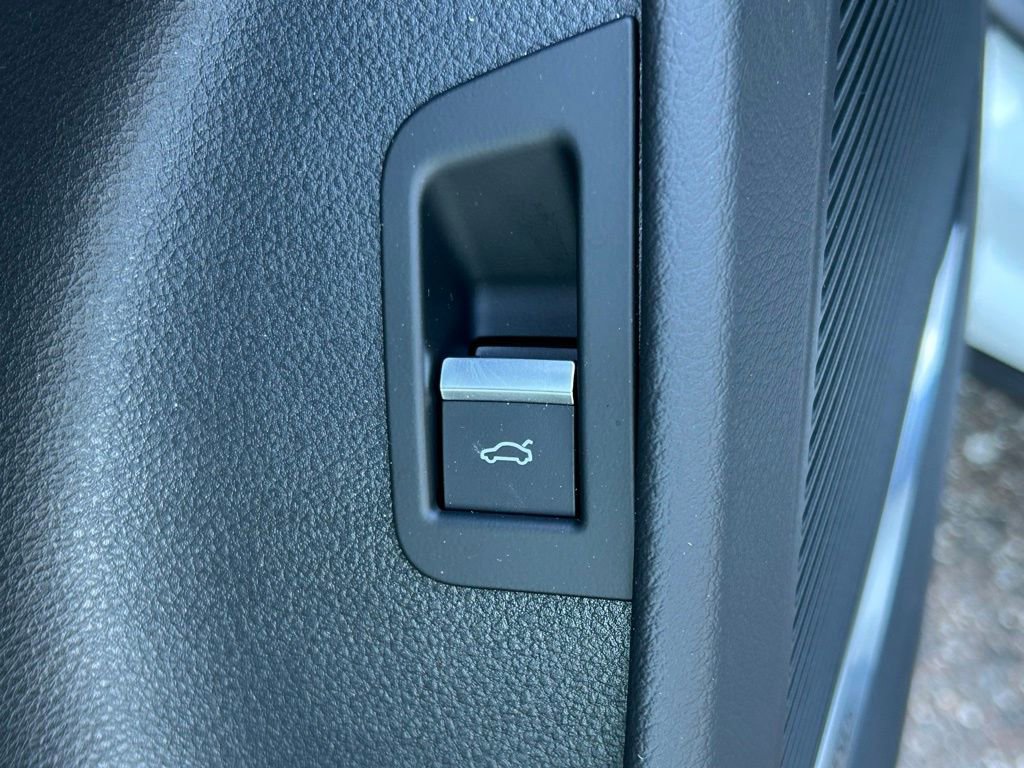 New 2026 Audi RS Q8 performance AWD/4WD image 21