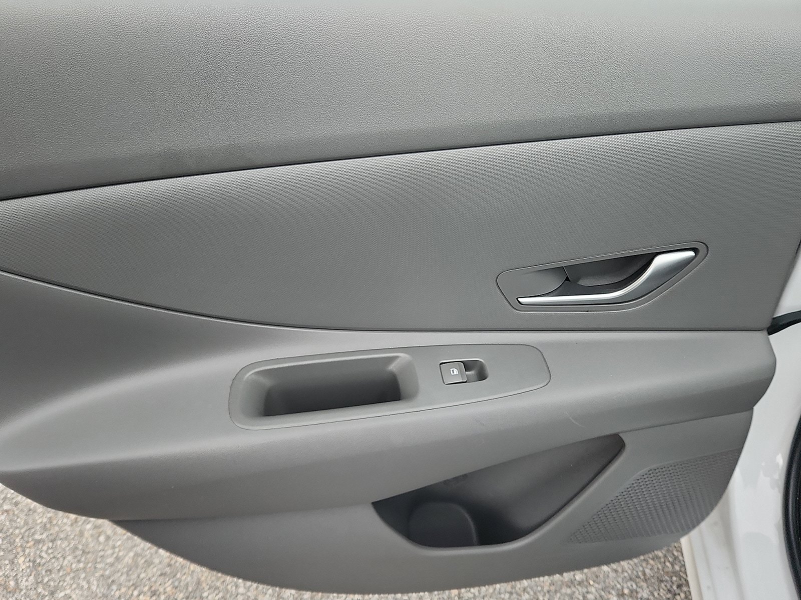 Certified 2024 Hyundai Elantra SEL FWD image 27