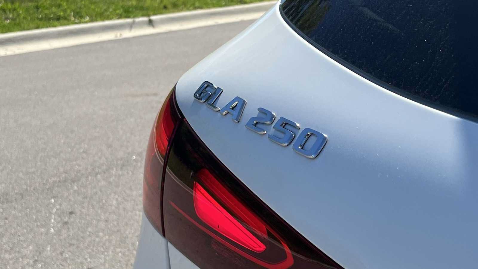 New 2026 Mercedes-Benz GLA 250 4MATIC image 25