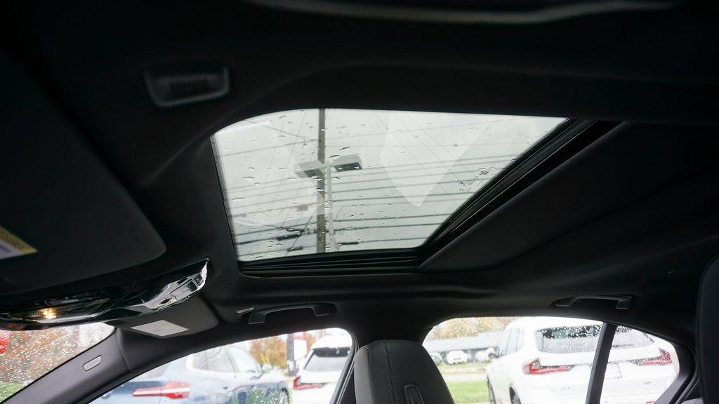 Used 2026 BMW 530i xDrive w/ Premium Package image 16