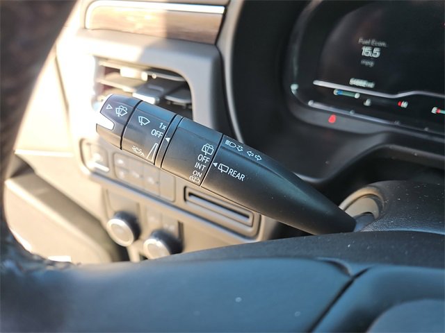 Used 2024 Chevrolet Suburban LT image 26