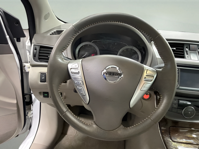 Used 2014 Nissan Sentra SL w/ Premium Package FWD image 16