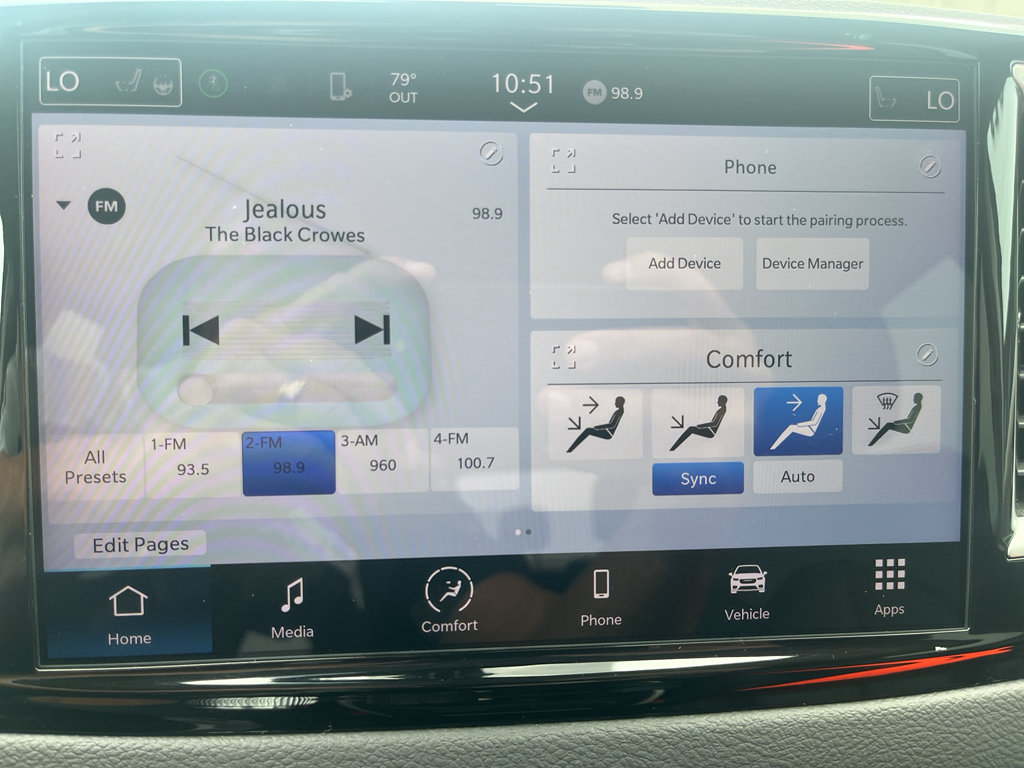 Used 2024 Chrysler Pacifica Touring-L FWD image 20