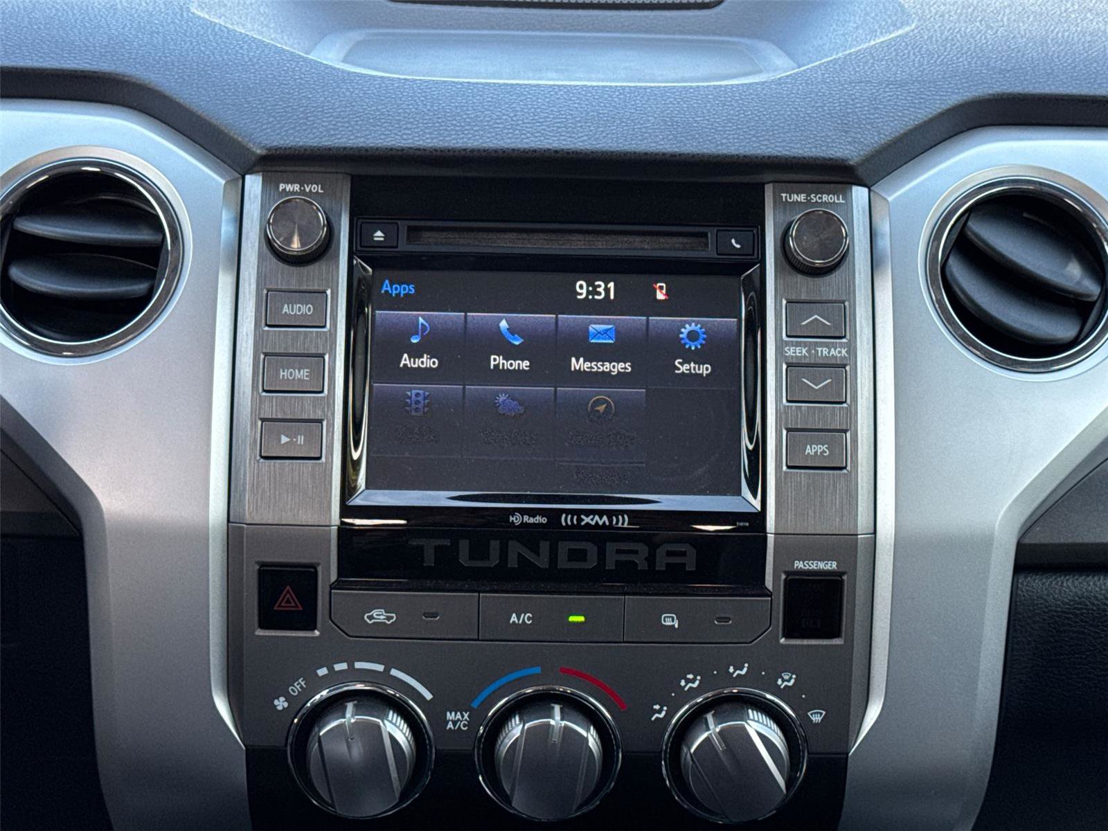 Used 2017 Toyota Tundra SR5 w/ SR5 Upgrade Package RWD image 23