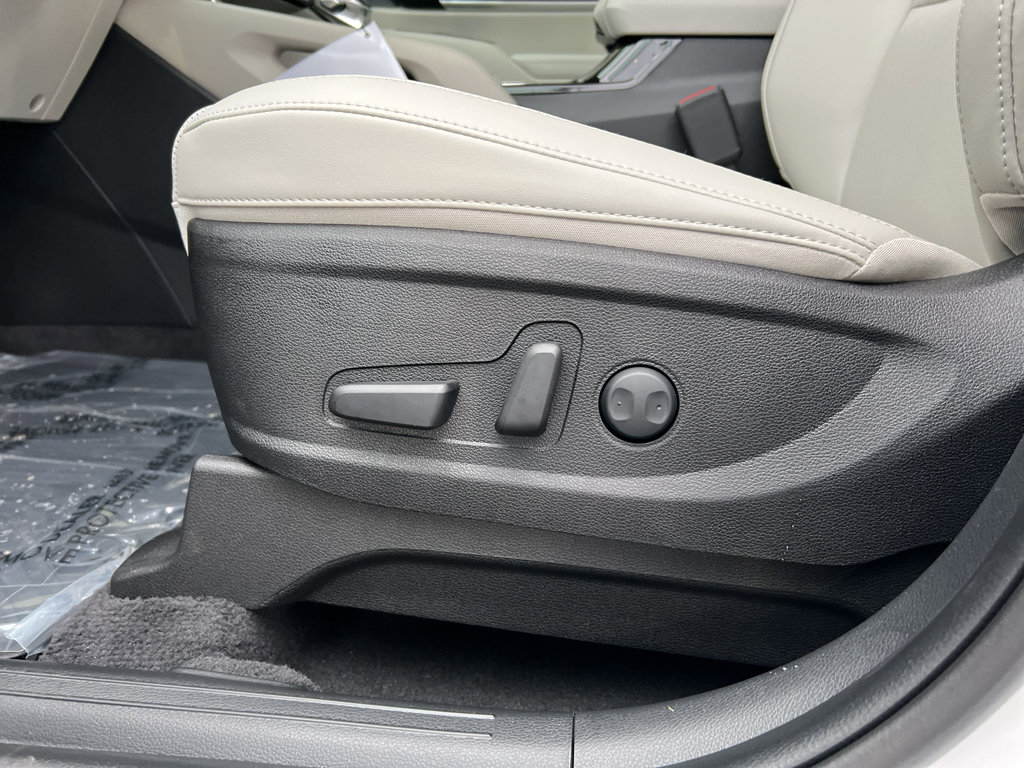New 2025 Kia Telluride S image 22