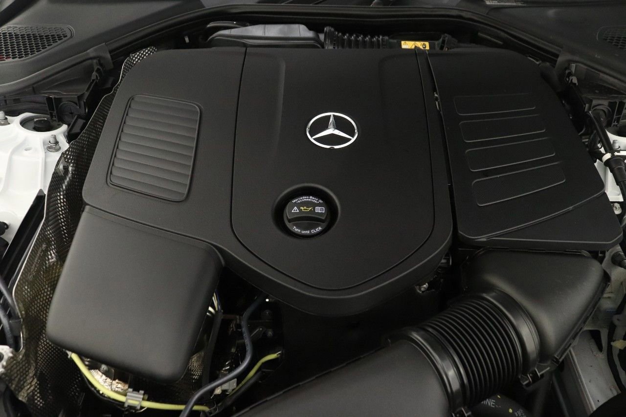 Certified 2025 Mercedes-Benz E 350 4MATIC Sedan image 27