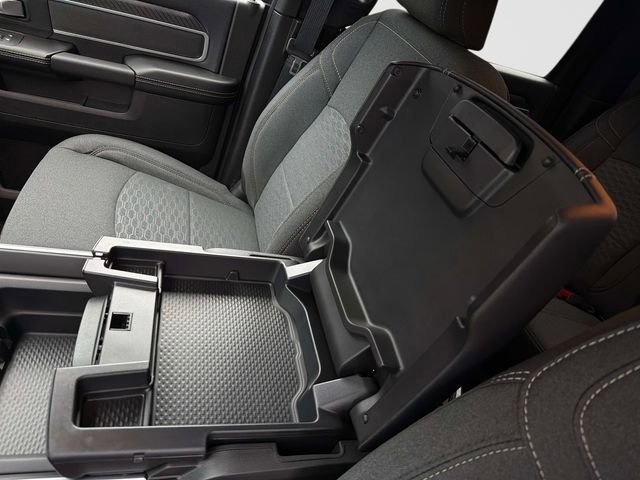 New 2026 RAM 2500 Big Horn AWD/4WD image 36