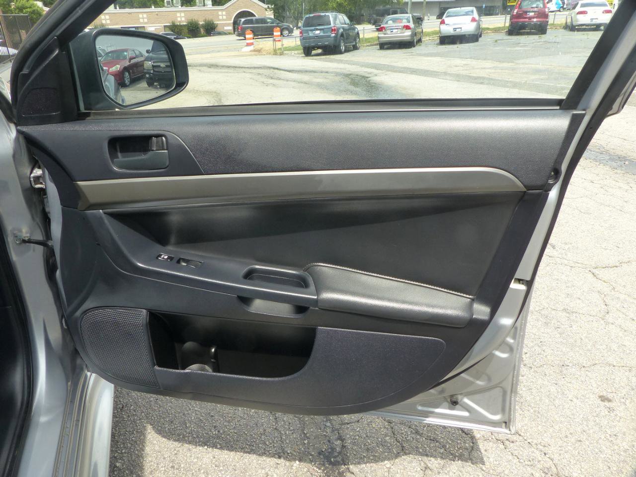 Used 2015 Mitsubishi Lancer ES FWD image 11