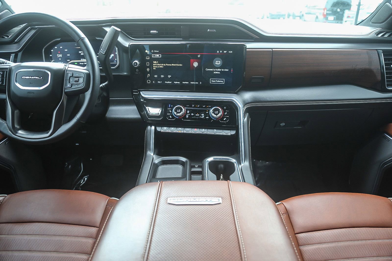 Used 2024 GMC Sierra 3500 Denali Ultimate image 10