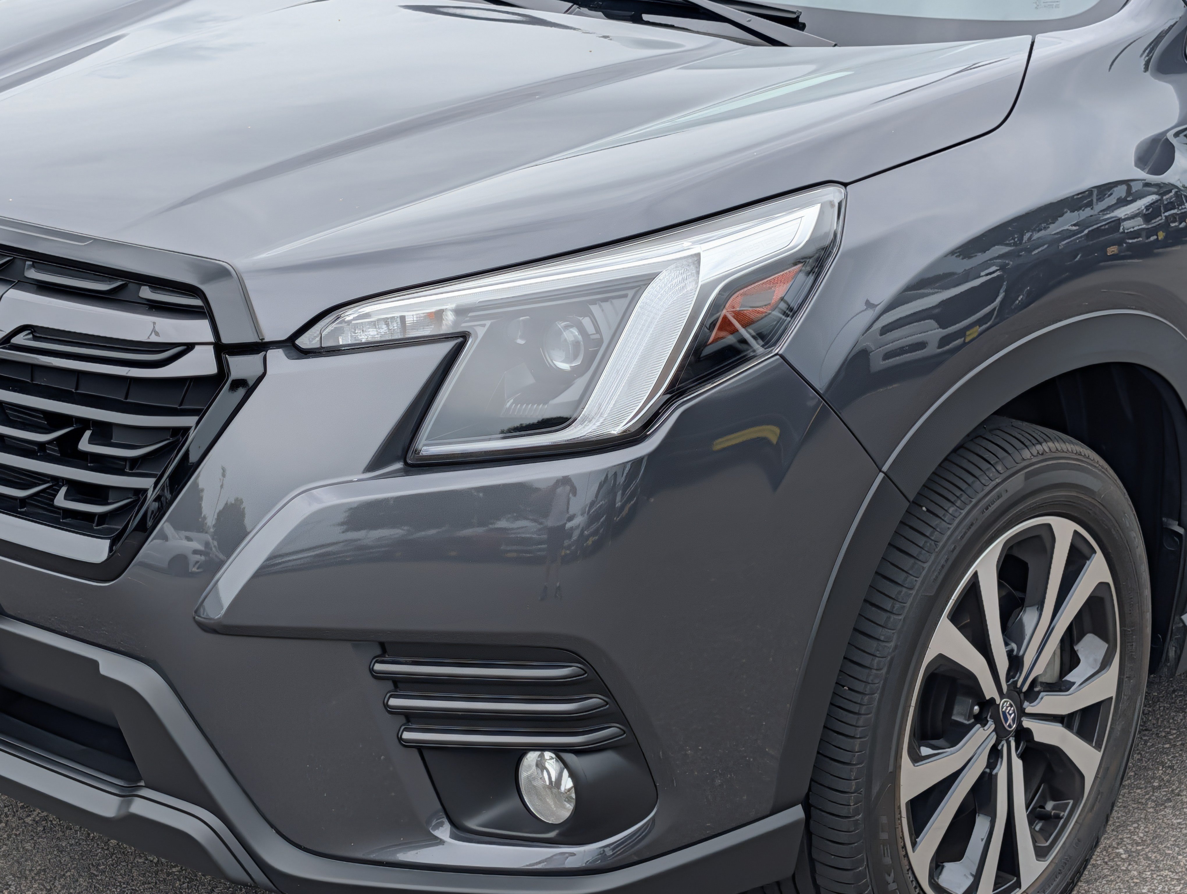 Used 2023 Subaru Forester Limited AWD/4WD image 16
