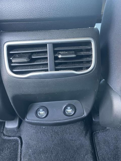 Certified 2023 Hyundai Santa Fe SE image 10