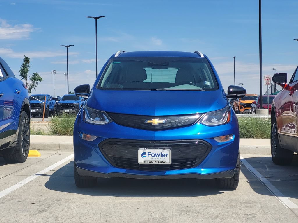 Used 2017 Chevrolet Bolt Premier w/ Driver Confidence II Package FWD image 3